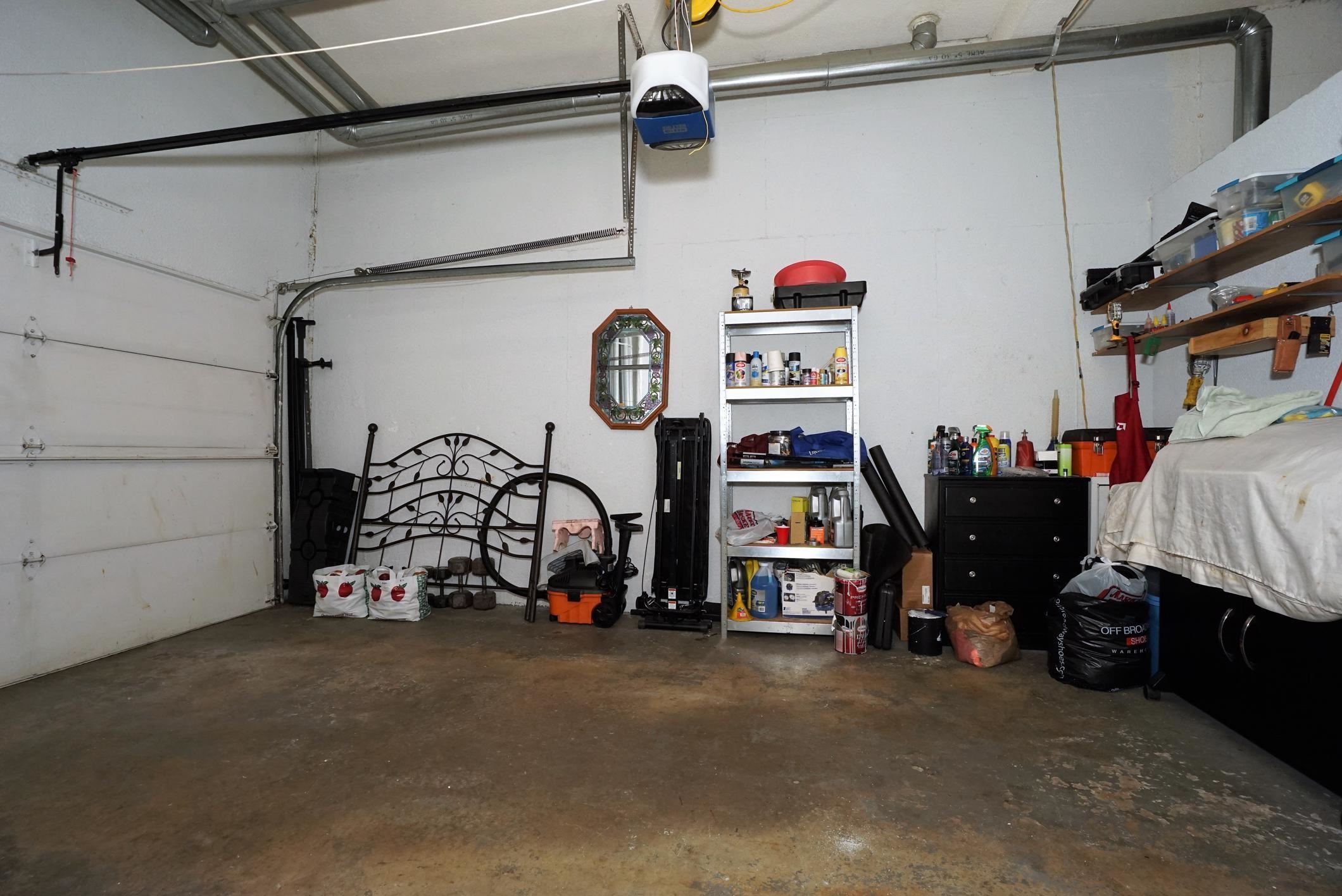 186 Dunbarton Road, Unit 10 Manchester, NH 03102 - Photo 29 of 38