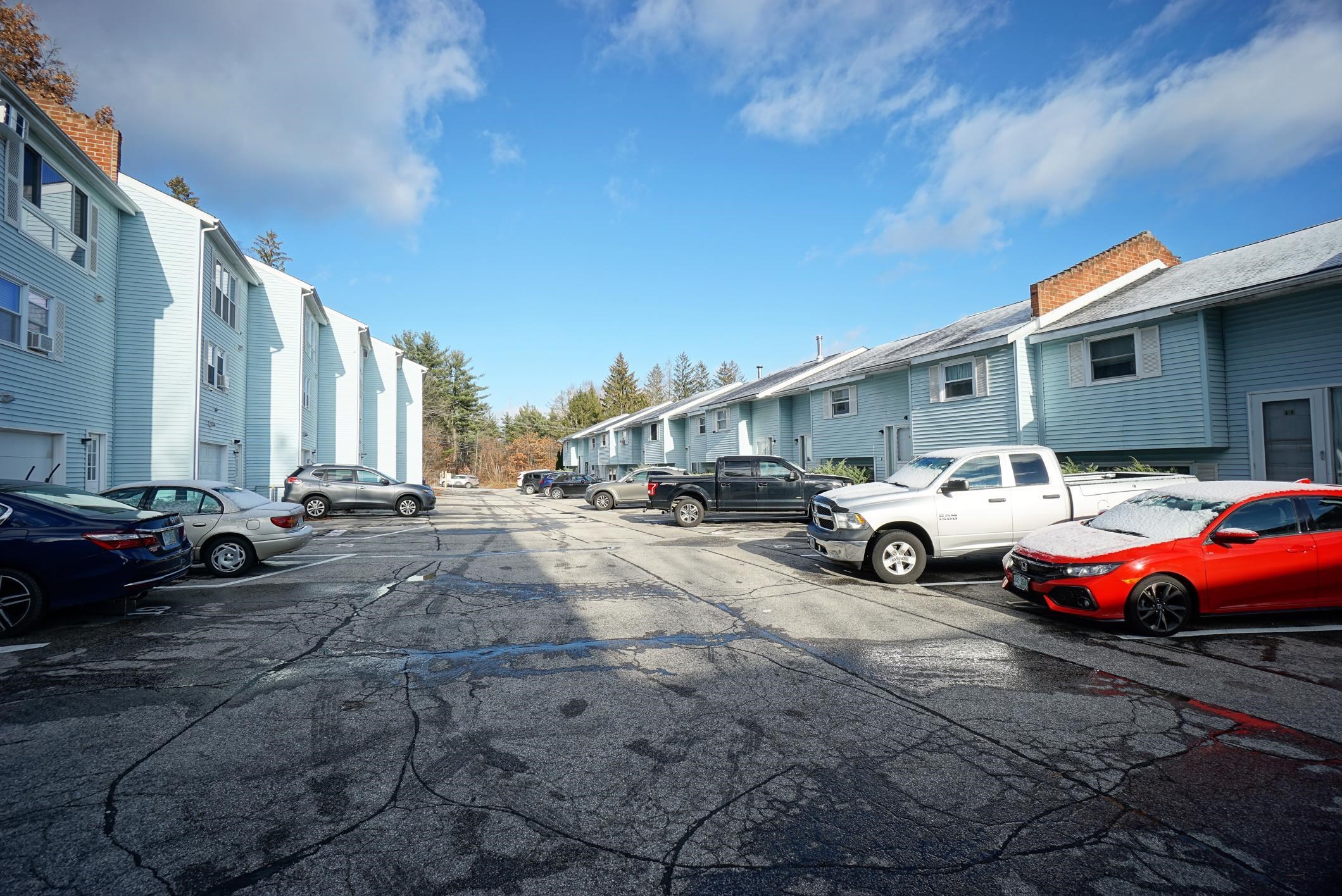 186 Dunbarton Road, Unit 10 Manchester, NH 03102 - Photo 34 of 38