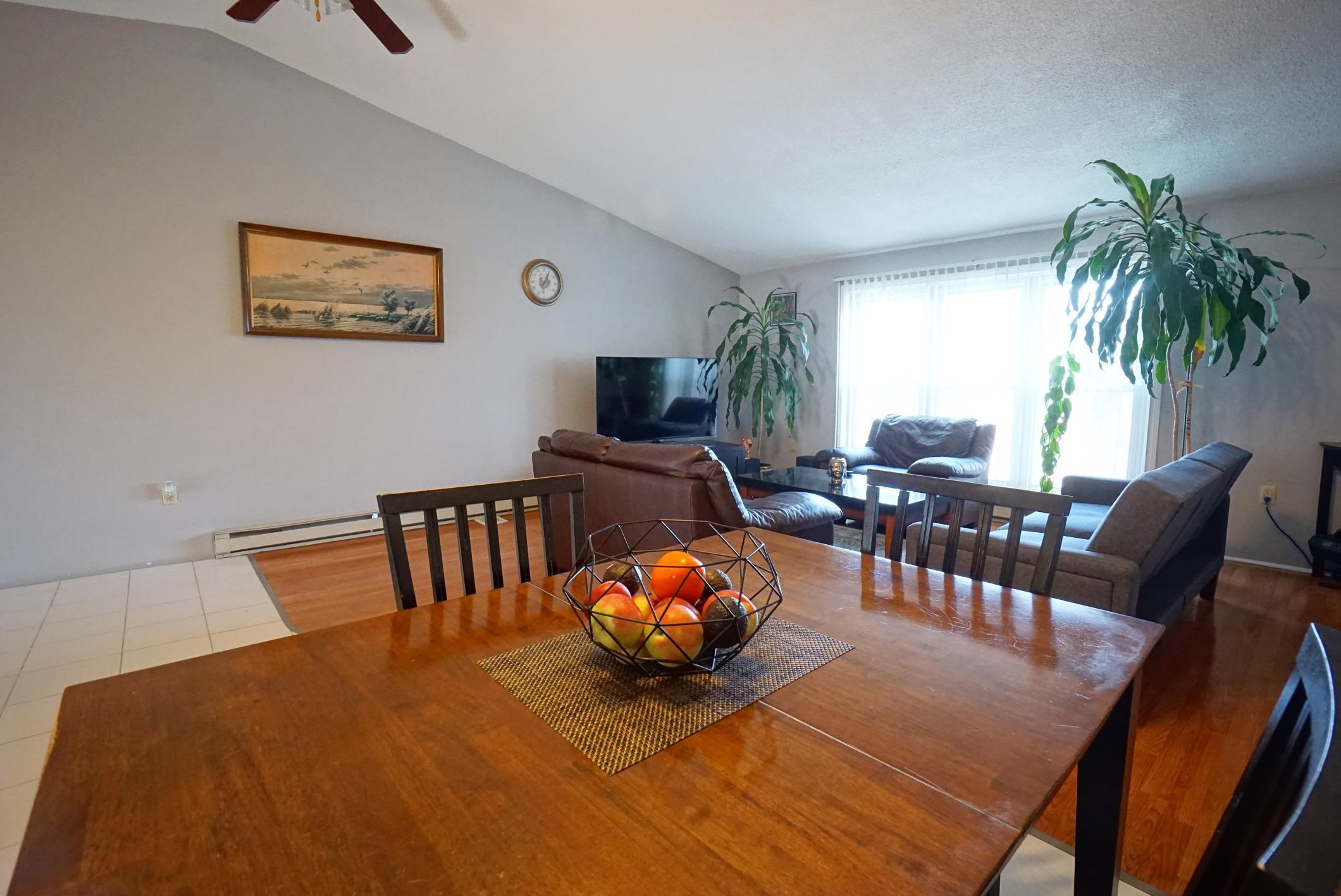 186 Dunbarton Road, Unit 10 Manchester, NH 03102 - Photo 10 of 38
