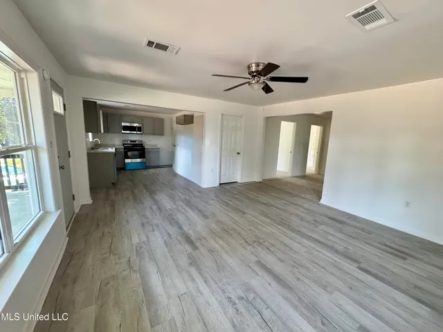 $164,999 | 182 Jarrott Street, Holly Springs, MS 38635