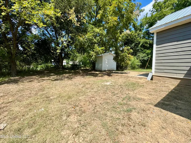 $164,999 | 182 Jarrott Street, Holly Springs, MS 38635