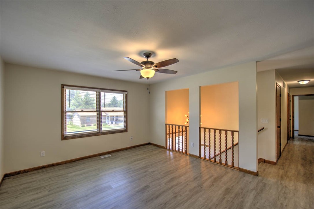 1545 Highland Place Decatur, IL 62526 - Photo 9 of 31