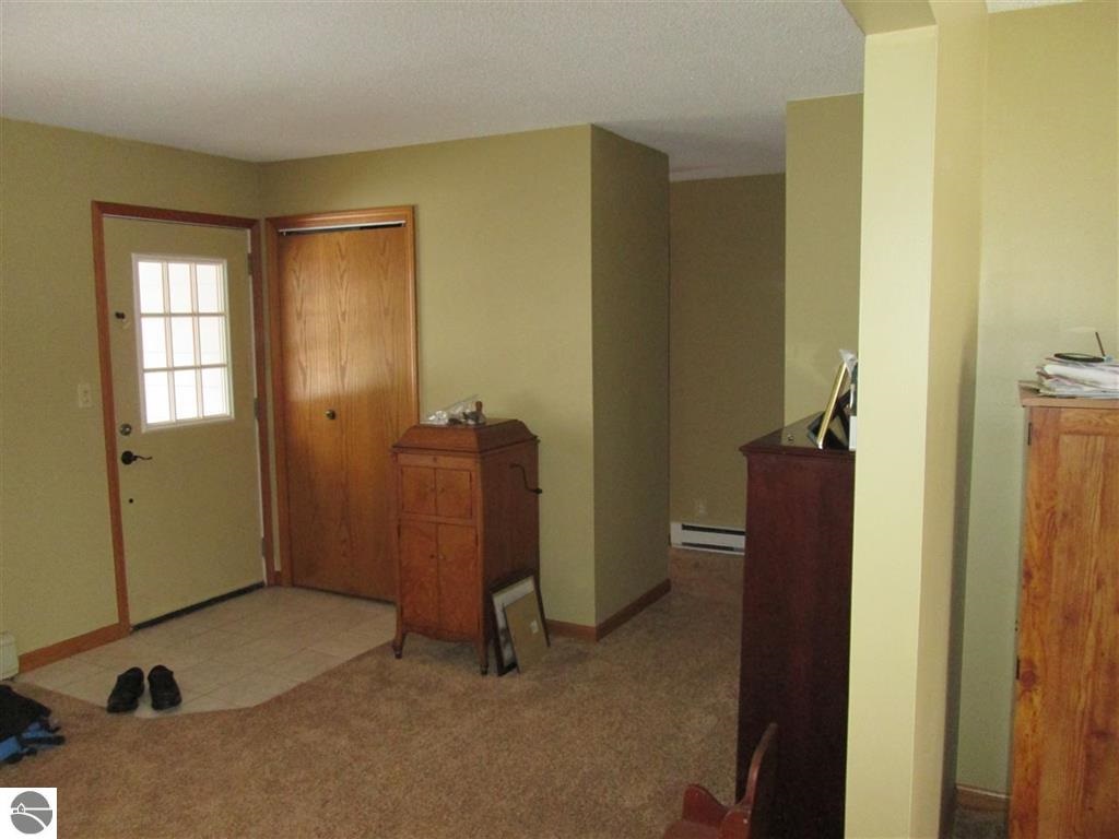 8035 South Federal Road Shepherd, MI 48883 - Photo 7 of 8 1831610-6.JPG