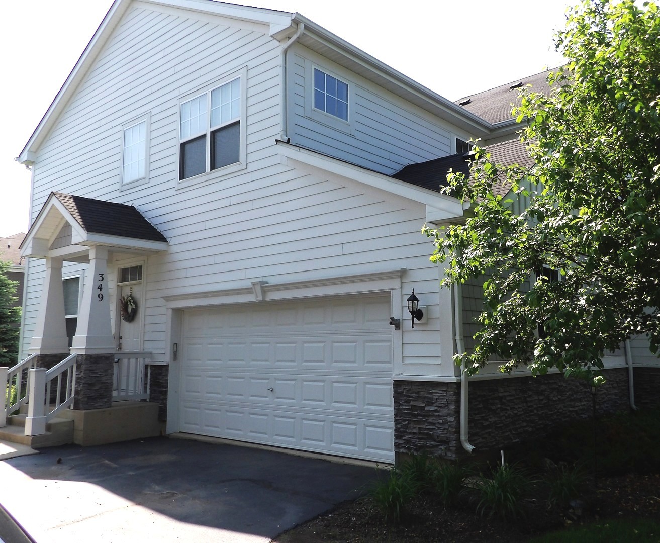 349 Victoria Lane, Unit 349 Elgin, IL 60124 - Photo 1 of 28