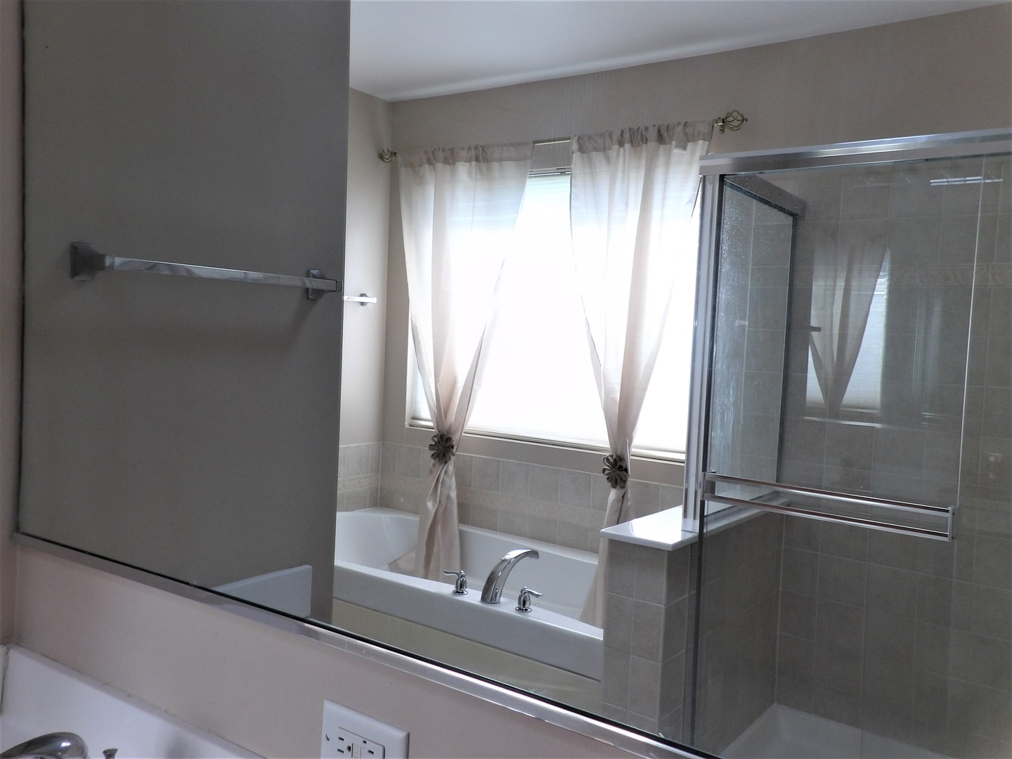 349 Victoria Lane, Unit 349 Elgin, IL 60124 - Photo 18 of 28