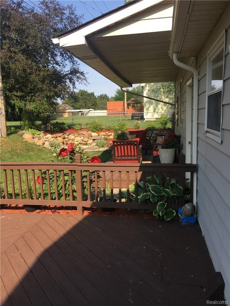 3502 Lahring Road Linden, MI 48451 - Photo 24 of 30 23.JPG