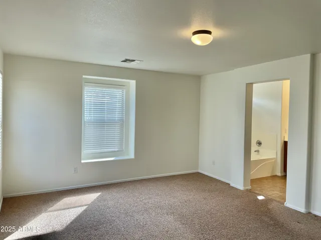 $2,295 | 3871 East Jasper Drive, Gilbert, AZ 85296