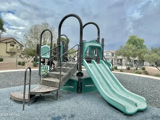 $2,295 | 3871 East Jasper Drive, Gilbert, AZ 85296