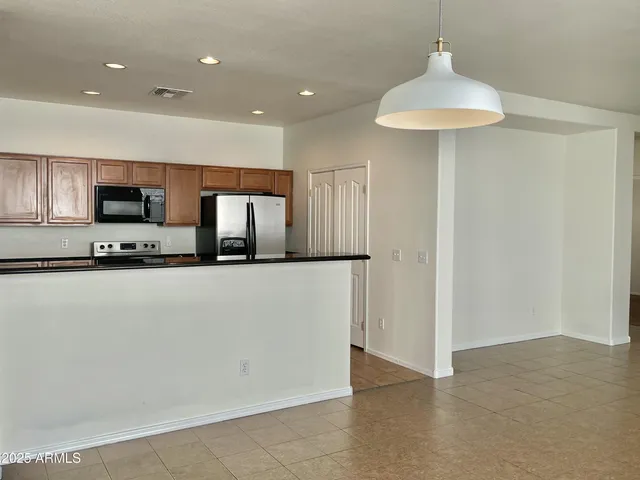 $2,295 | 3871 East Jasper Drive, Gilbert, AZ 85296