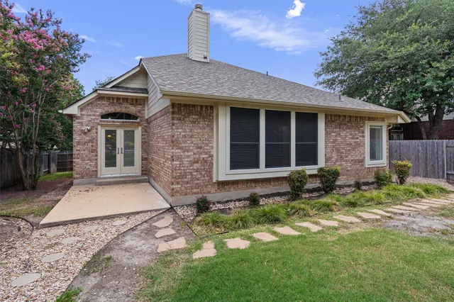 $449,000 | 2328 Rodeo Drive, Austin, TX 78727