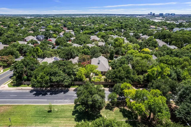 $449,000 | 2328 Rodeo Drive, Austin, TX 78727