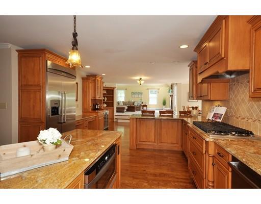 2 Crestview Road Bedford, MA 01730 - Photo 17 of 33 Gallery Image 17