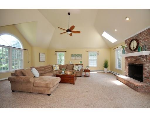 2 Crestview Road Bedford, MA 01730 - Photo 8 of 33 Gallery Image 8