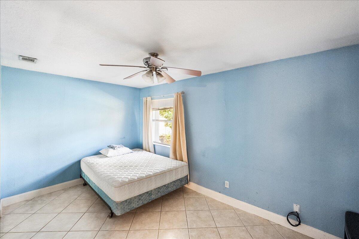 1801 Southwest Leafy Road Port St. Lucie, FL 34953 - Photo 19 of 31 09-DSC0885