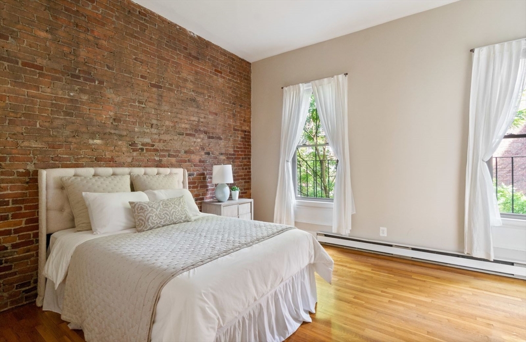169 Warren Avenue, Unit 2 Boston, MA 02116 - Photo 6 of 8