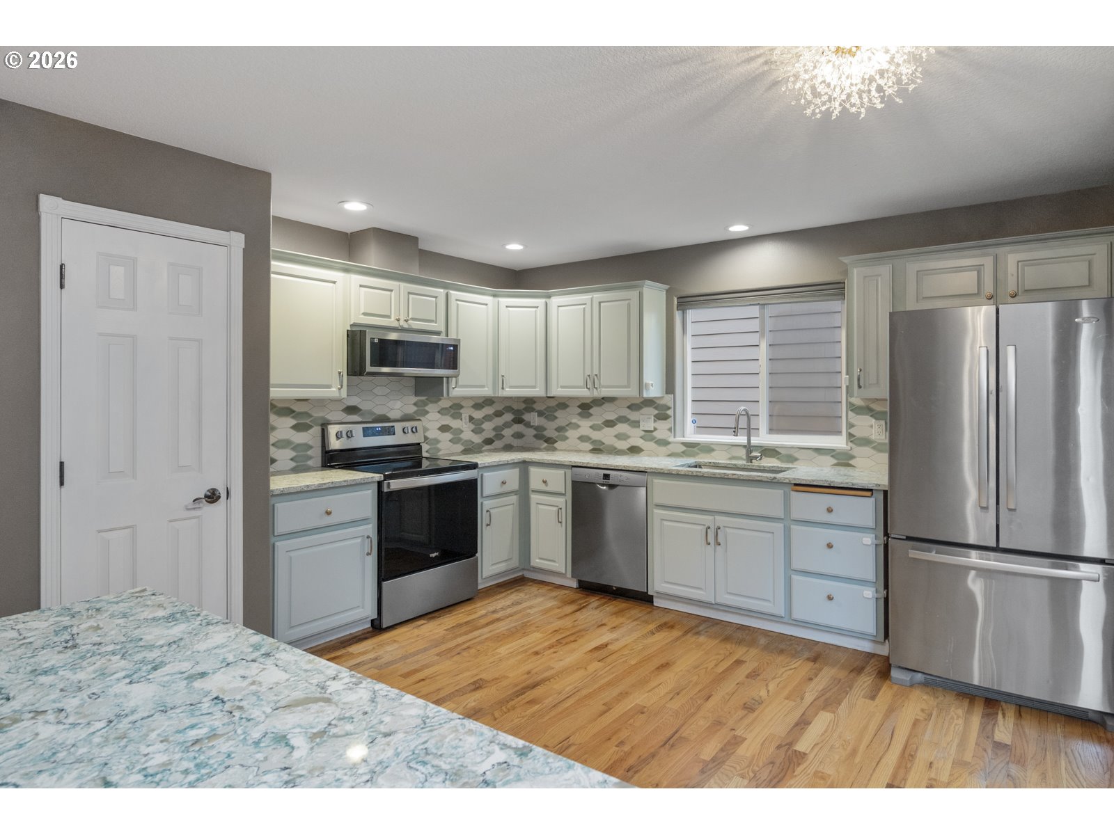 15729 Southeast Hawk Court Portland, OR 97236 - Photo 14 of 38