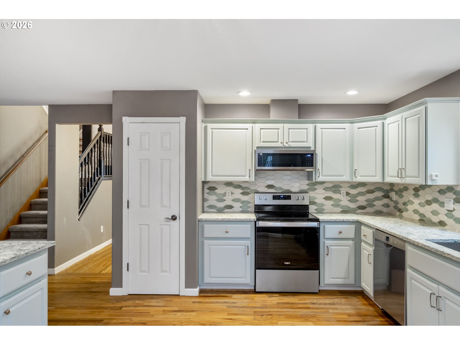 15729 Southeast Hawk Court Portland, OR 97236 - Photo 15 of 38