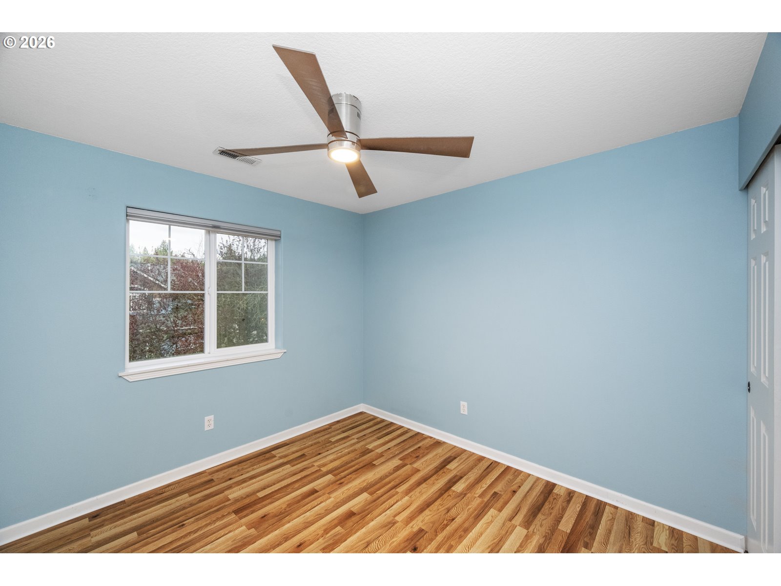 15729 Southeast Hawk Court Portland, OR 97236 - Photo 33 of 38