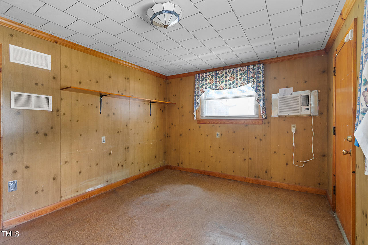 3604 Duke Homestead Road Durham, NC 27704 - Photo 23 of 32 3604 Duke Homestead Road_23