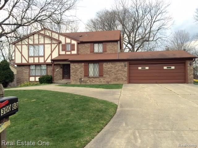 30087 High Valley Road Farmington, MI 48331 - Photo 2 of 13 ELEVATION OF PROPERTY WITH CIRCULAR DRIVEWAY