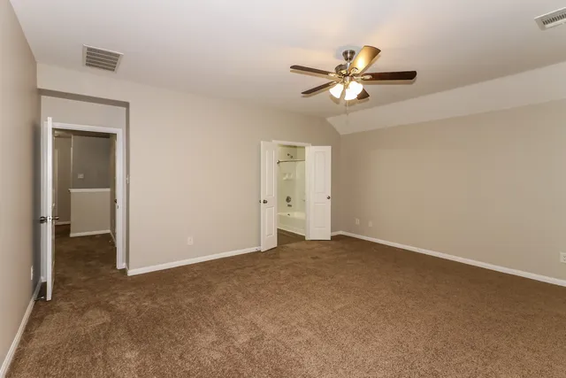 $2,145 | 10311 Urban Oak Trail, Houston, TX 77044