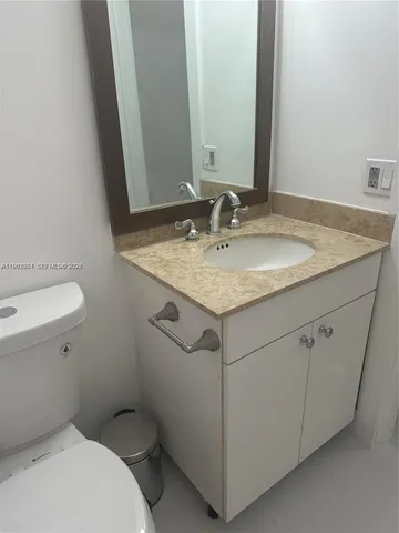 $2,000 | 210 Southwest 11th Street, Unit 506, Miami, FL 33130