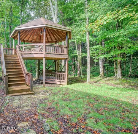 $115,000 | 206 Toms Creek Drive, Unit 5, Roan Mountain, TN 37687