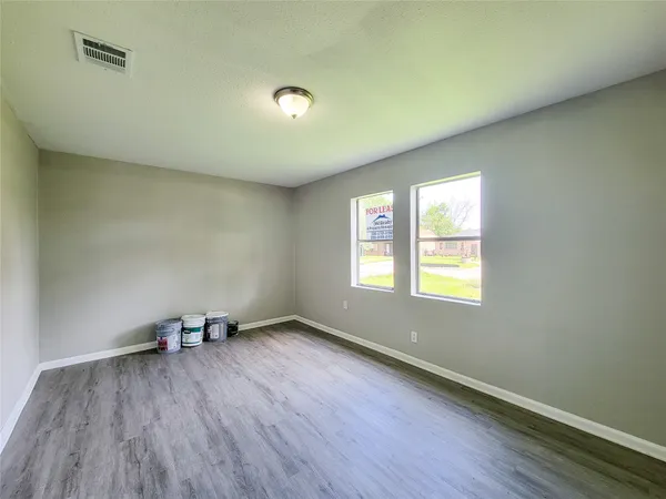 $1,650 | 4909 Holloway Drive, Houston, TX 77048