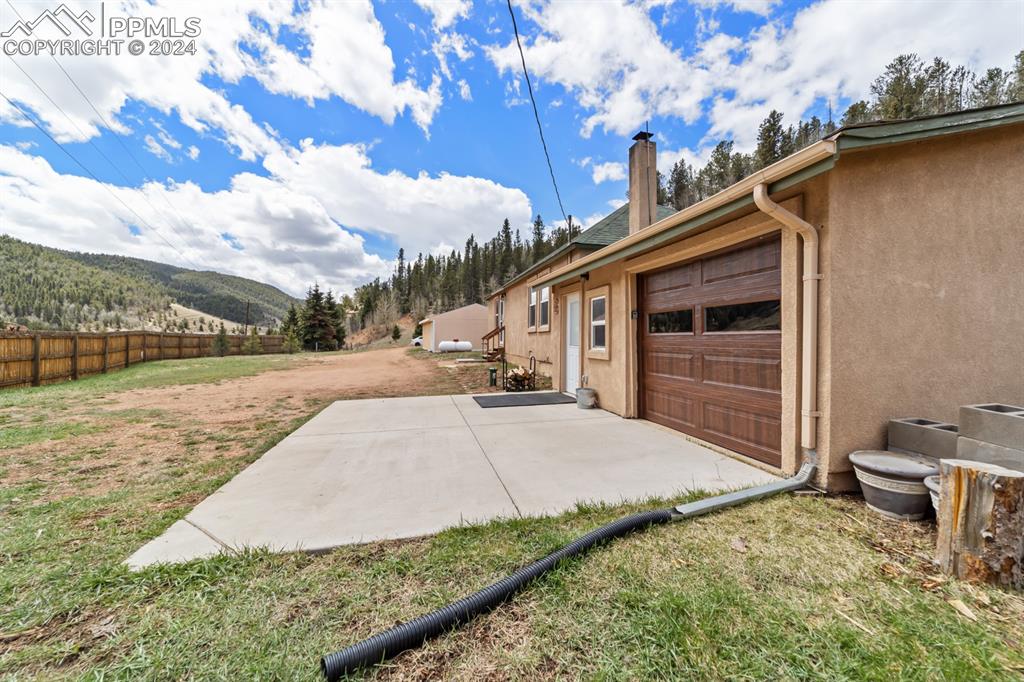 20909 Highway 67 Divide, CO 80814 - Photo 25 of 30 a view of a backyard of the house