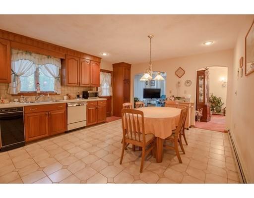 7 Ledgewood Road Saugus, MA 01906 - Photo 11 of 29 Gallery Image 11
