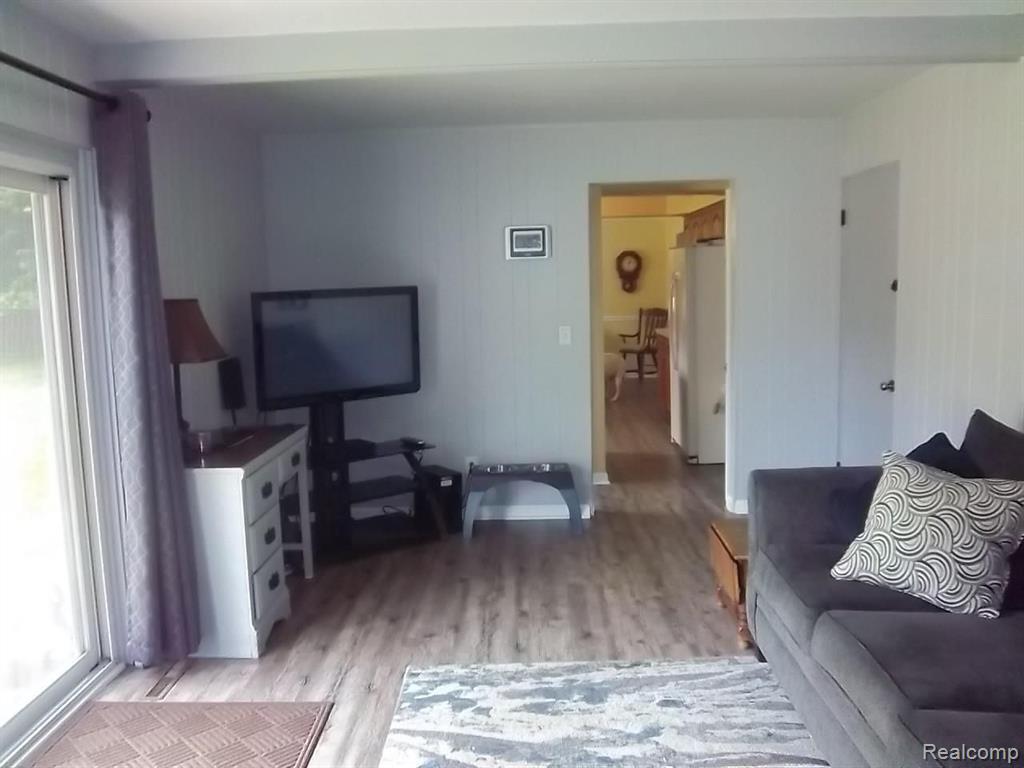 1416 North Morrish Road Flint, MI 48532 - Photo 11 of 24