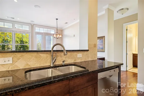 $2,500 | 5425 Closeburn Road, Unit 309, Charlotte, NC 28210