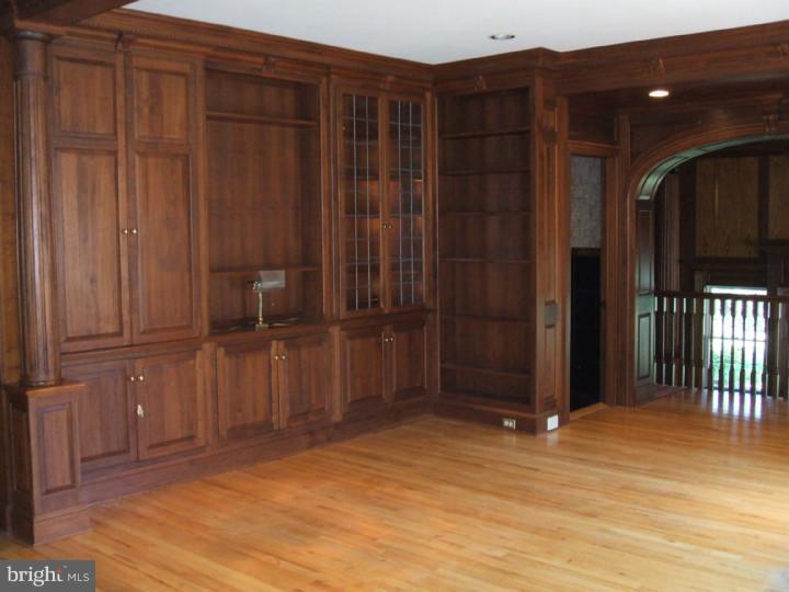 1255 Grenoble Road Warminster, PA 18974 - Photo 14 of 23 Gallery Image 14
