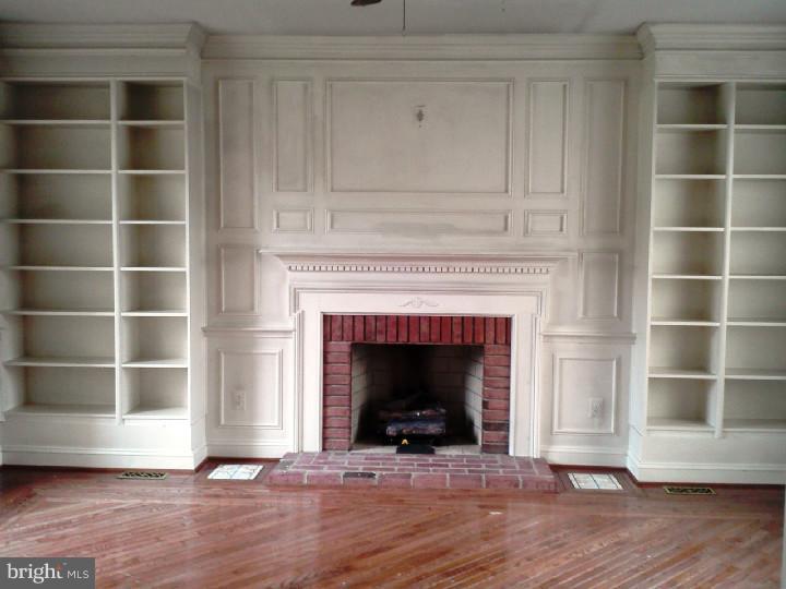 1255 Grenoble Road Warminster, PA 18974 - Photo 7 of 23 Gallery Image 7