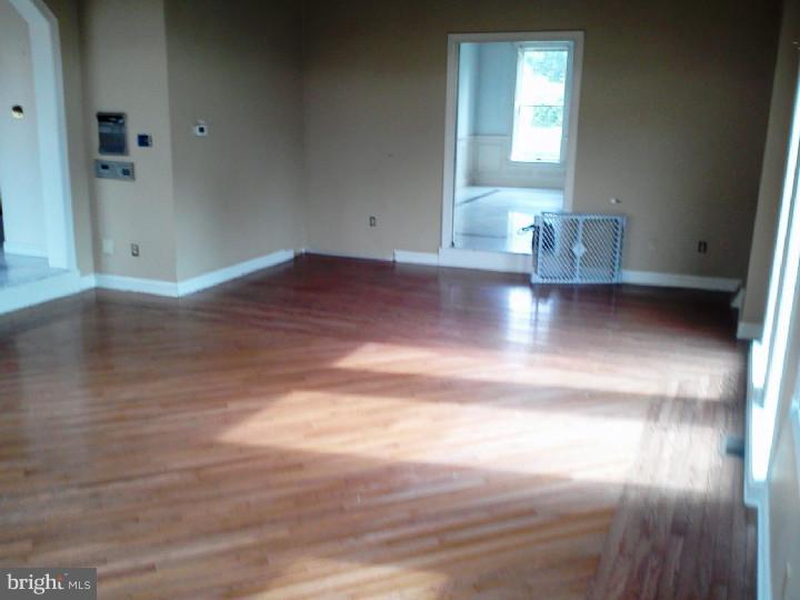 1255 Grenoble Road Warminster, PA 18974 - Photo 8 of 23 Gallery Image 8