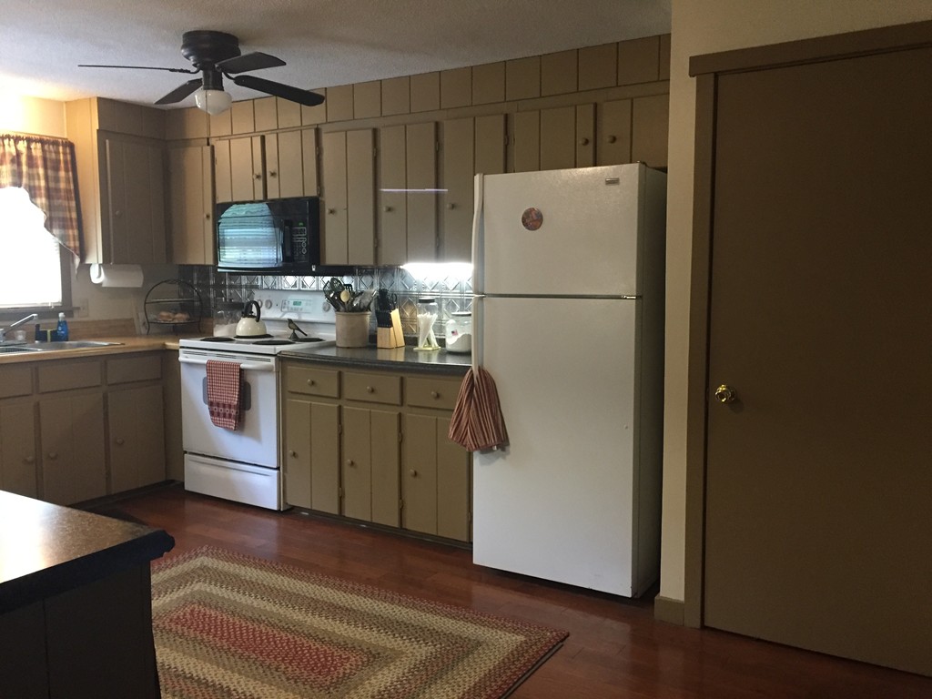 271 Douglas Road Warren, MA 01083 - Photo 4 of 23