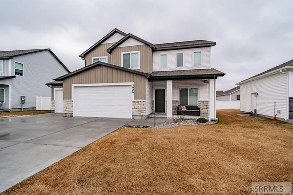 $499,900 | 2926 North Curlew Drive, Ammon, ID 83401