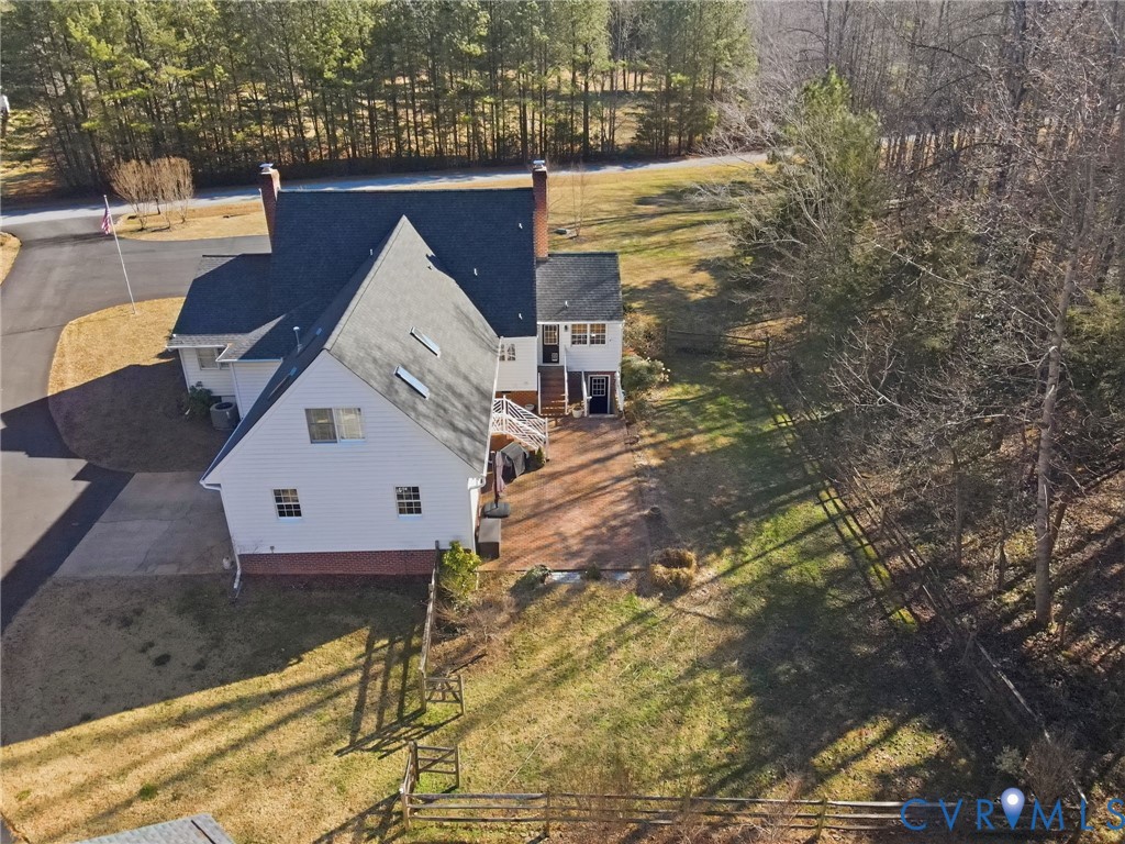 15164 Deep Spring Drive Montpelier, VA 23192 - Photo 3 of 46