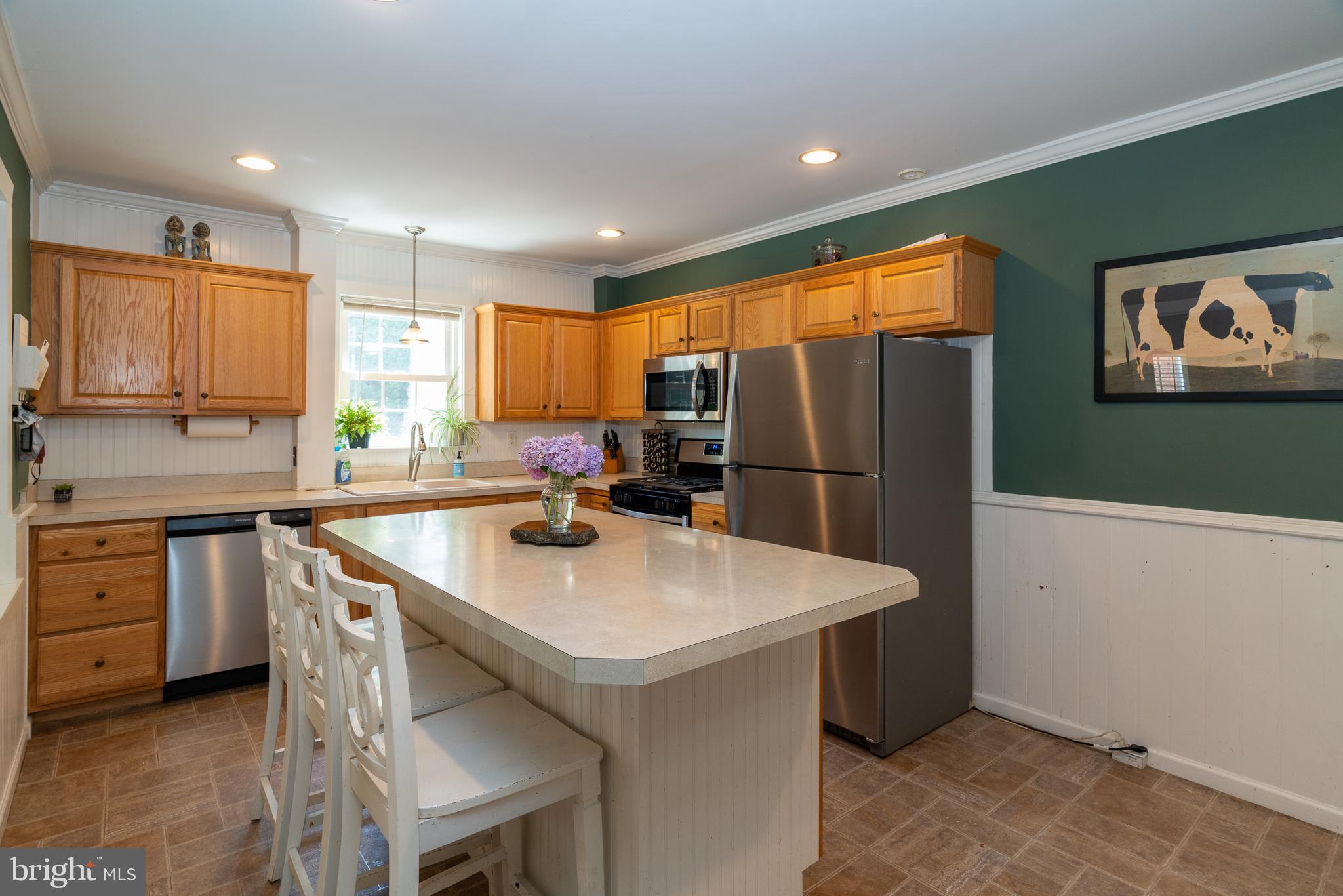26 East Orange Street Lititz, PA 17543 - Photo 11 of 37 Open Kitchen with Eat-in Island!