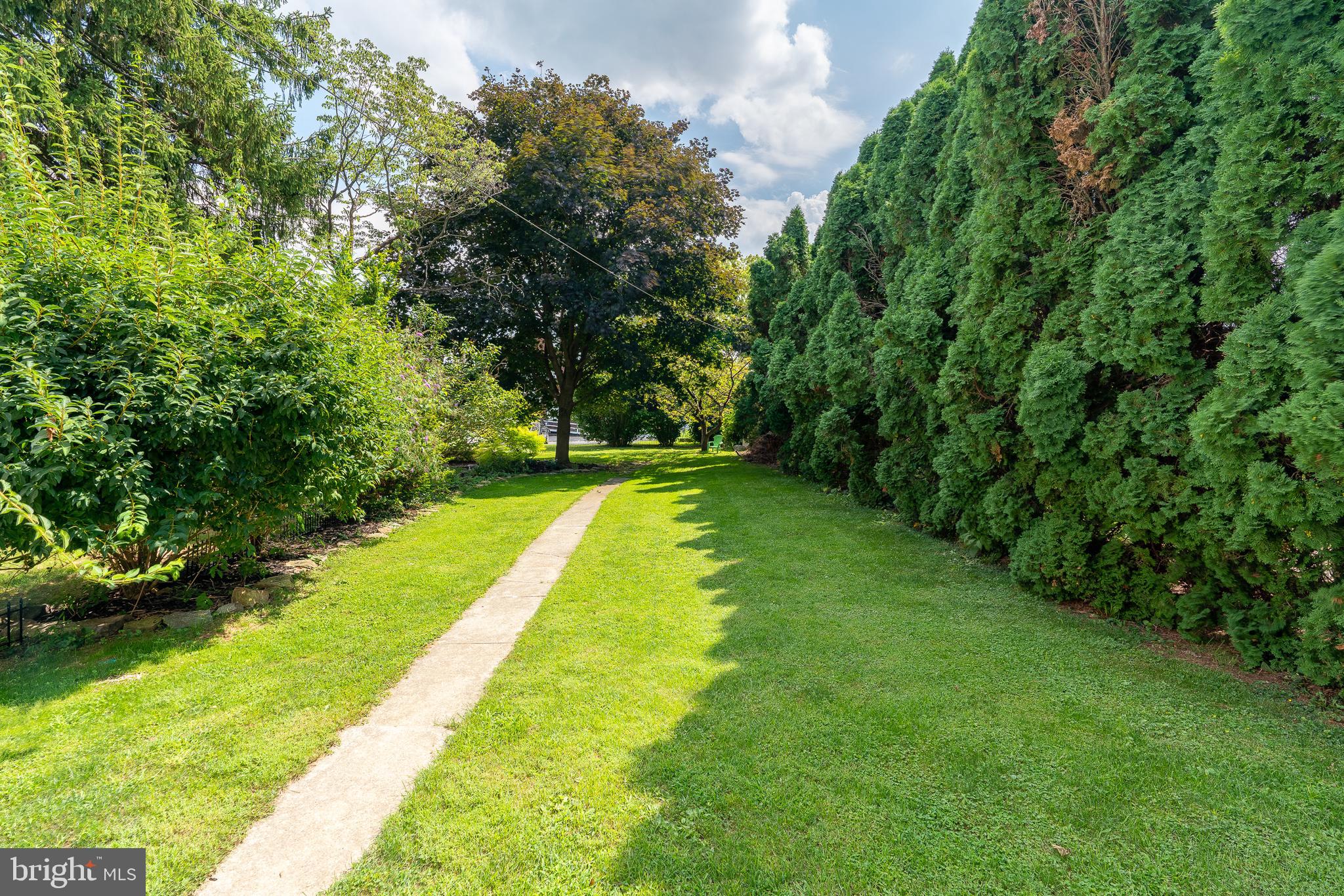 26 East Orange Street Lititz, PA 17543 - Photo 31 of 37