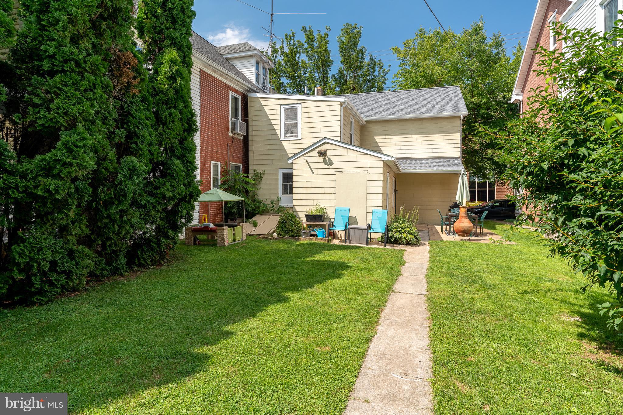 26 East Orange Street Lititz, PA 17543 - Photo 33 of 37