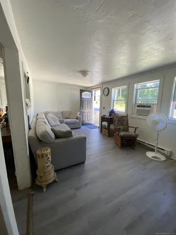 $289,999 | 144 Prospect Avenue, Killingly, CT 06239