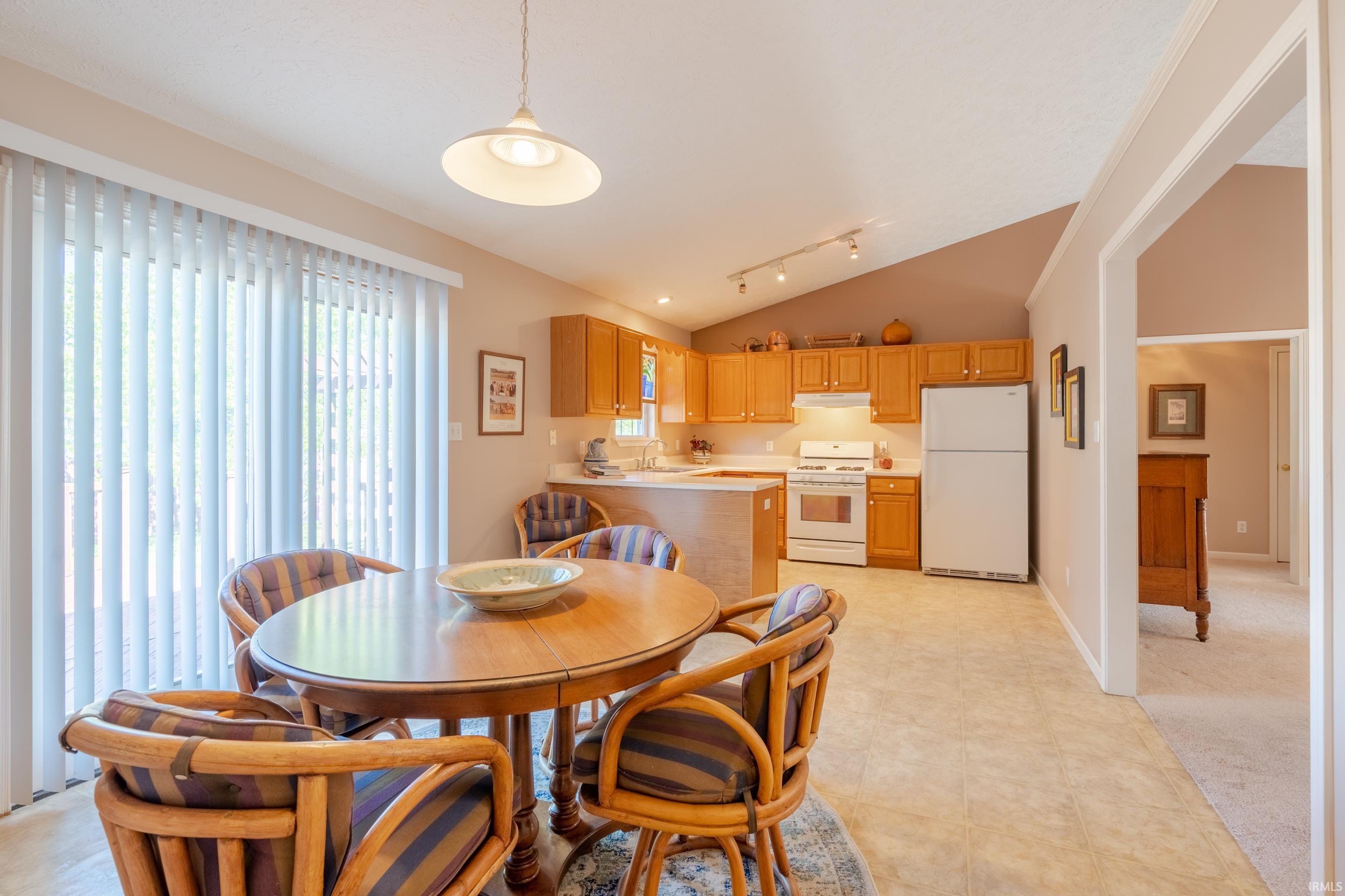 4099 Country Ridge Drive Newburgh, IN 47630 - Photo 15 of 35