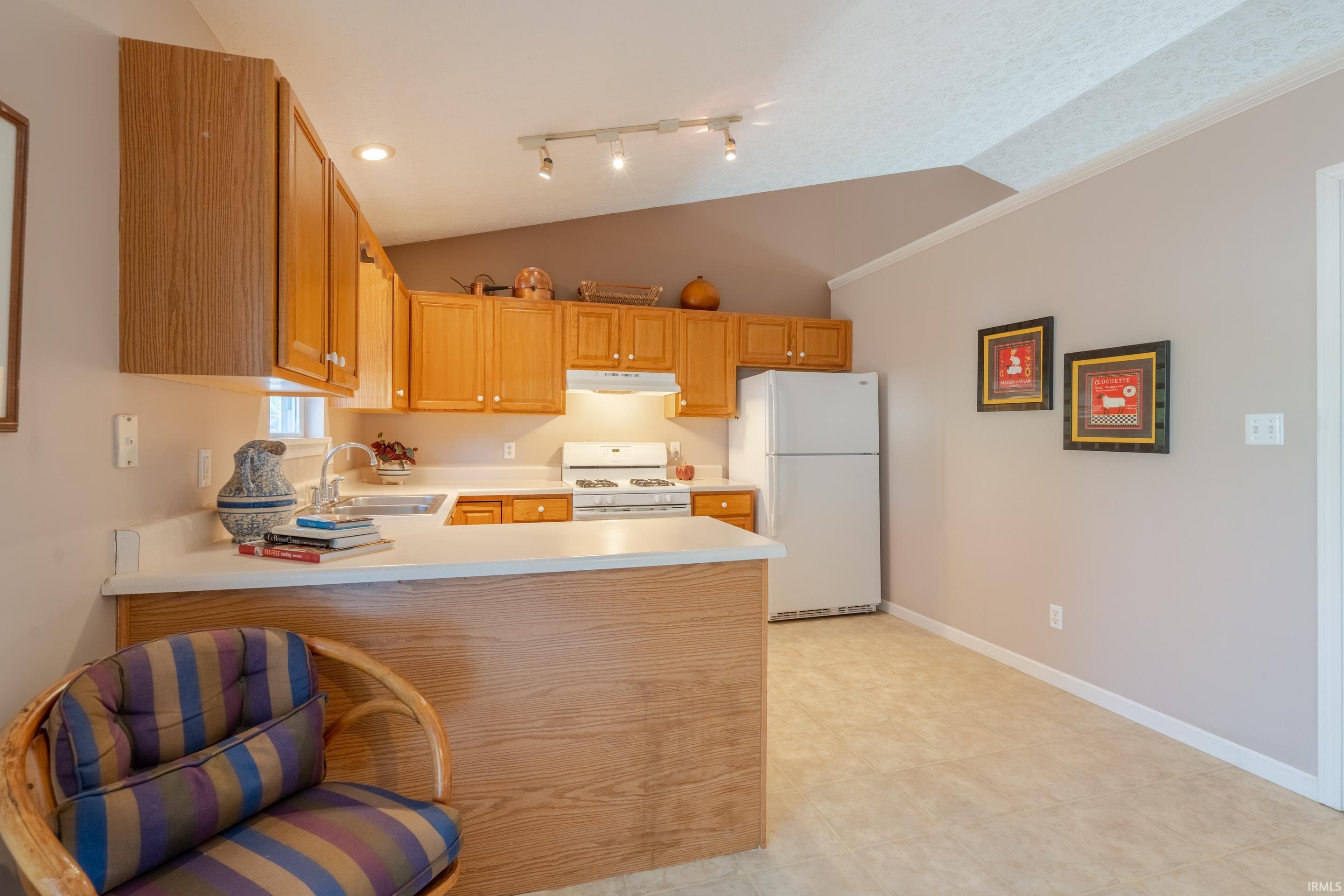 4099 Country Ridge Drive Newburgh, IN 47630 - Photo 17 of 35