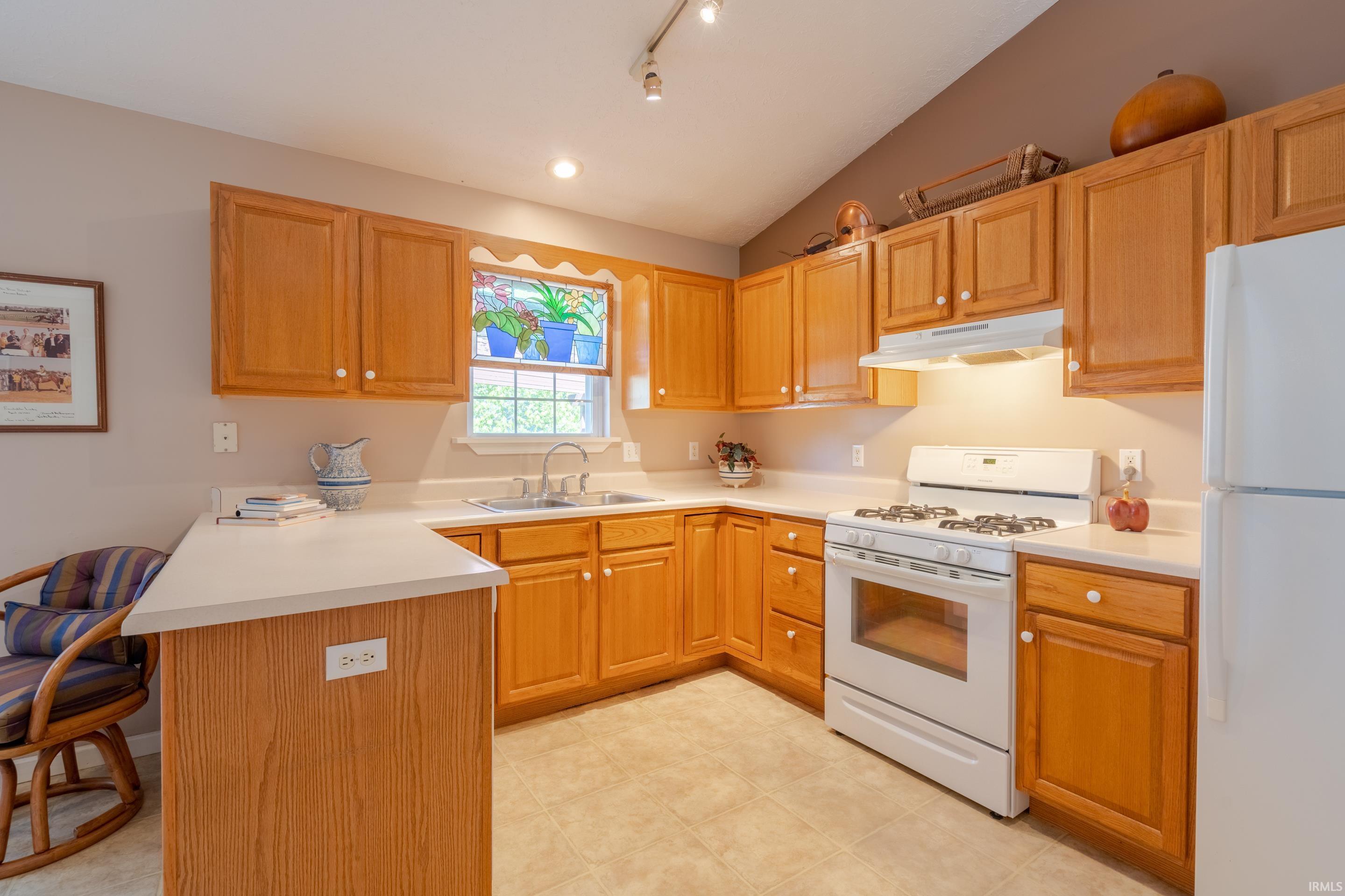 4099 Country Ridge Drive Newburgh, IN 47630 - Photo 18 of 35