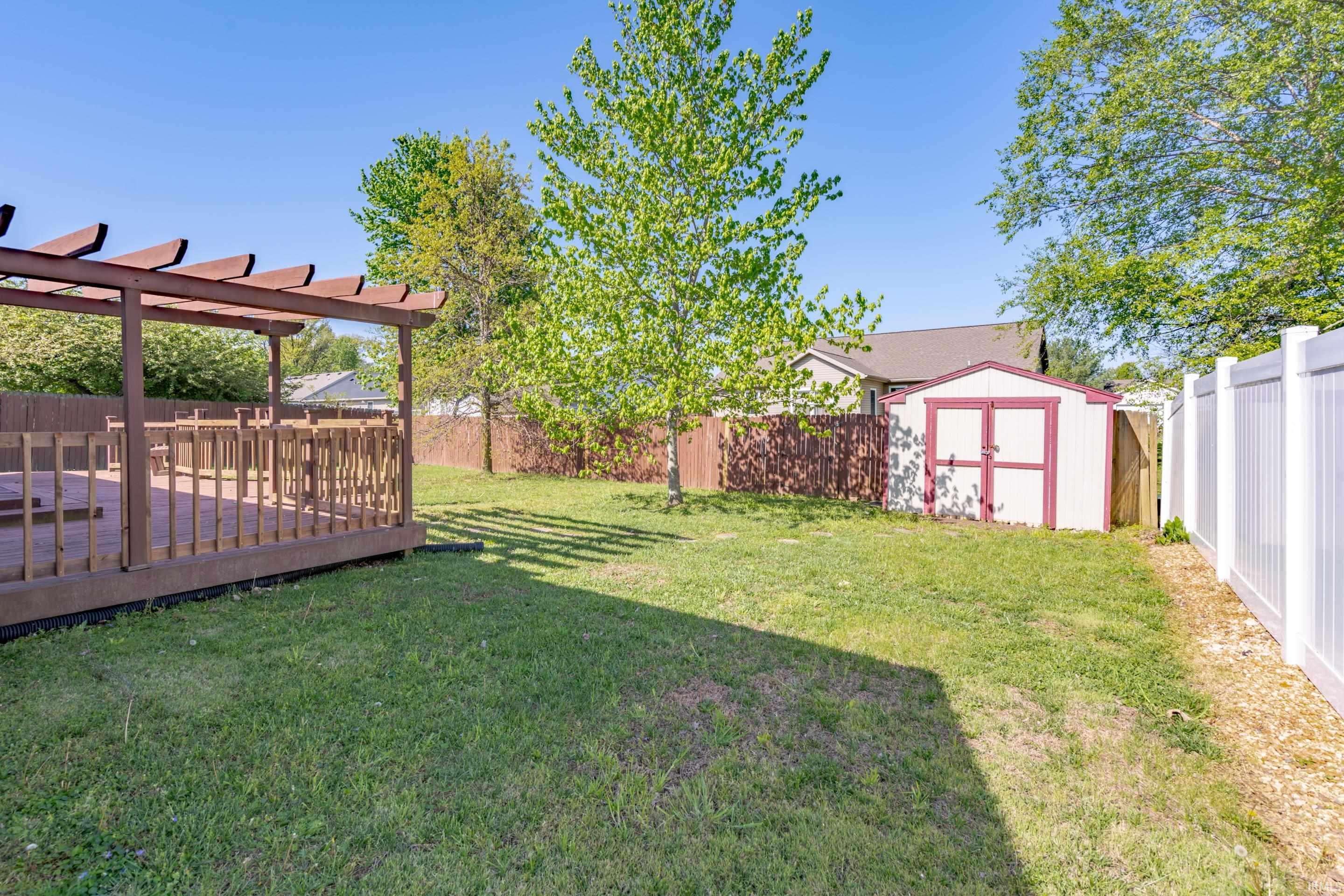 4099 Country Ridge Drive Newburgh, IN 47630 - Photo 9 of 35