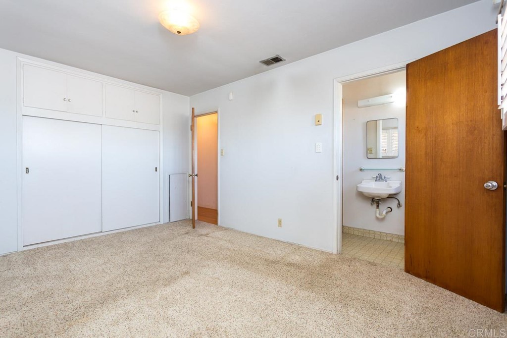 323 Hill Drive Vista, CA 92083 - Photo 21 of 39 a view of room with a bathroom