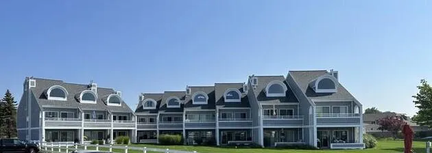 $415,000 | 114 Millpoint Drive, Unit 14, Spring Lake, MI 49456