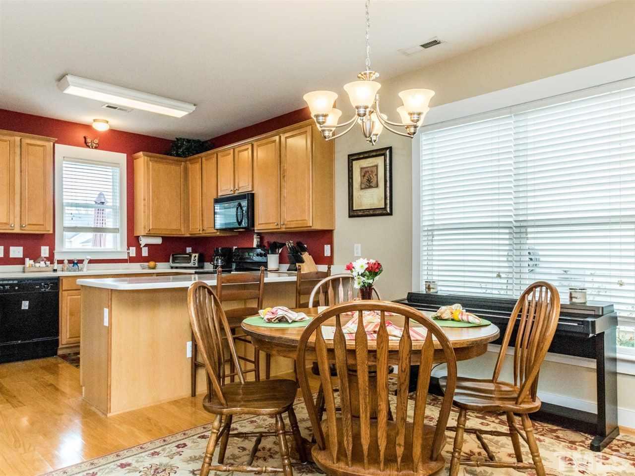 10940 Connally Lane Raleigh, NC 27614 - Photo 9 of 24 Gallery Image 9