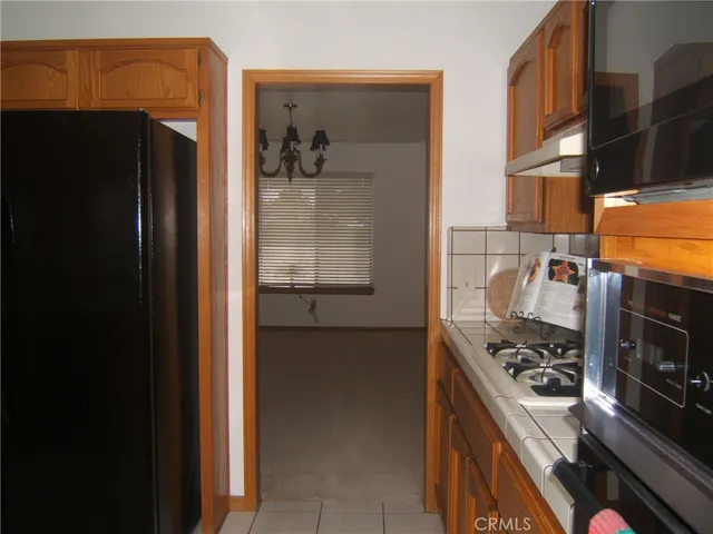 $2,800 | 20180 Ottawa Road, Apple Valley, CA 92308